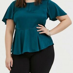 Torrid| Peacock Green Ruffled Sleeve Peplum Satin Blouse w/Keyhole Back Sz 2